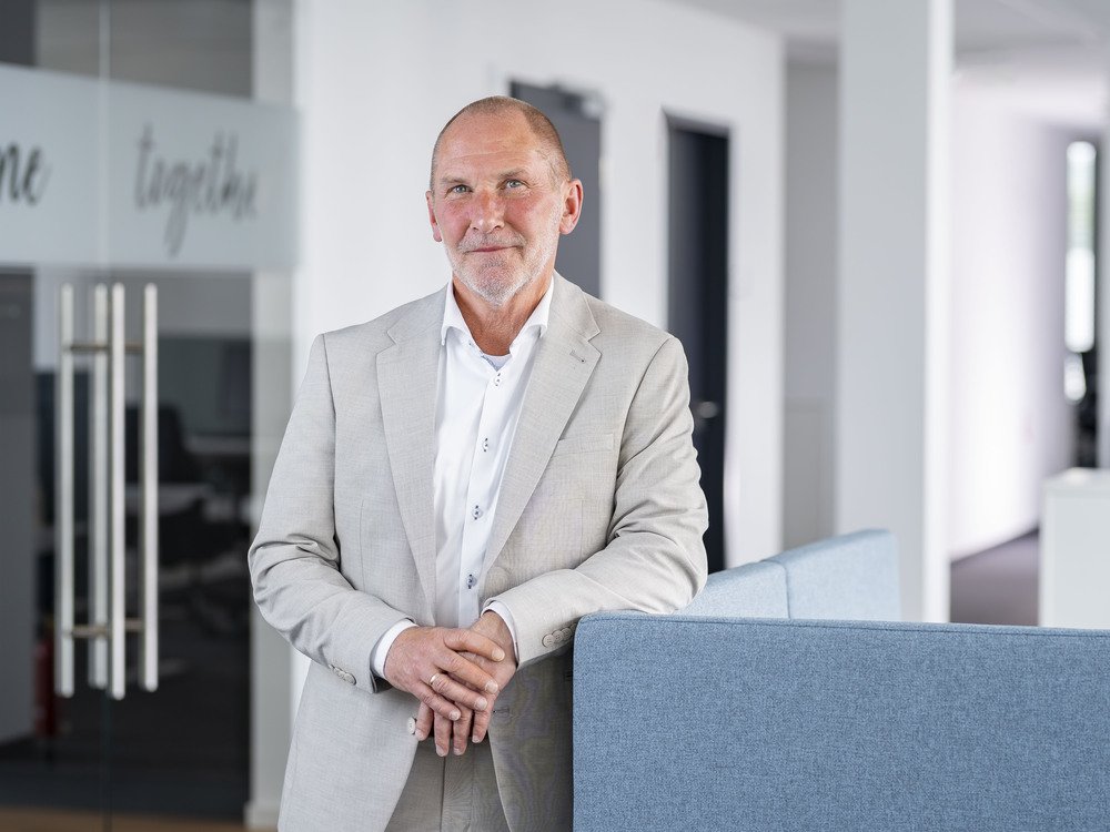 Lutz Baumann Handelsvertreter für rz media